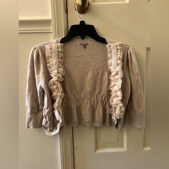 Charlotte Russe cardigan embellished with pearls and tulle - Picture 2 of 7